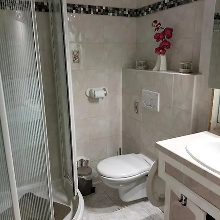 Sci La Forge Апартаменти Антіб